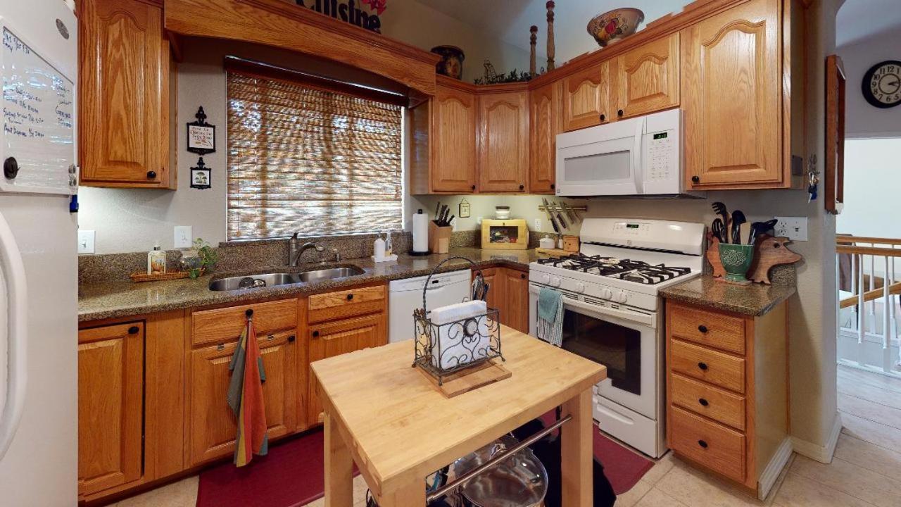120 Winding Meadow By Vacation Rentals For You Monument Exterior foto