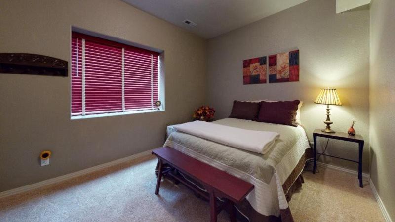120 Winding Meadow By Vacation Rentals For You Monument Exterior foto